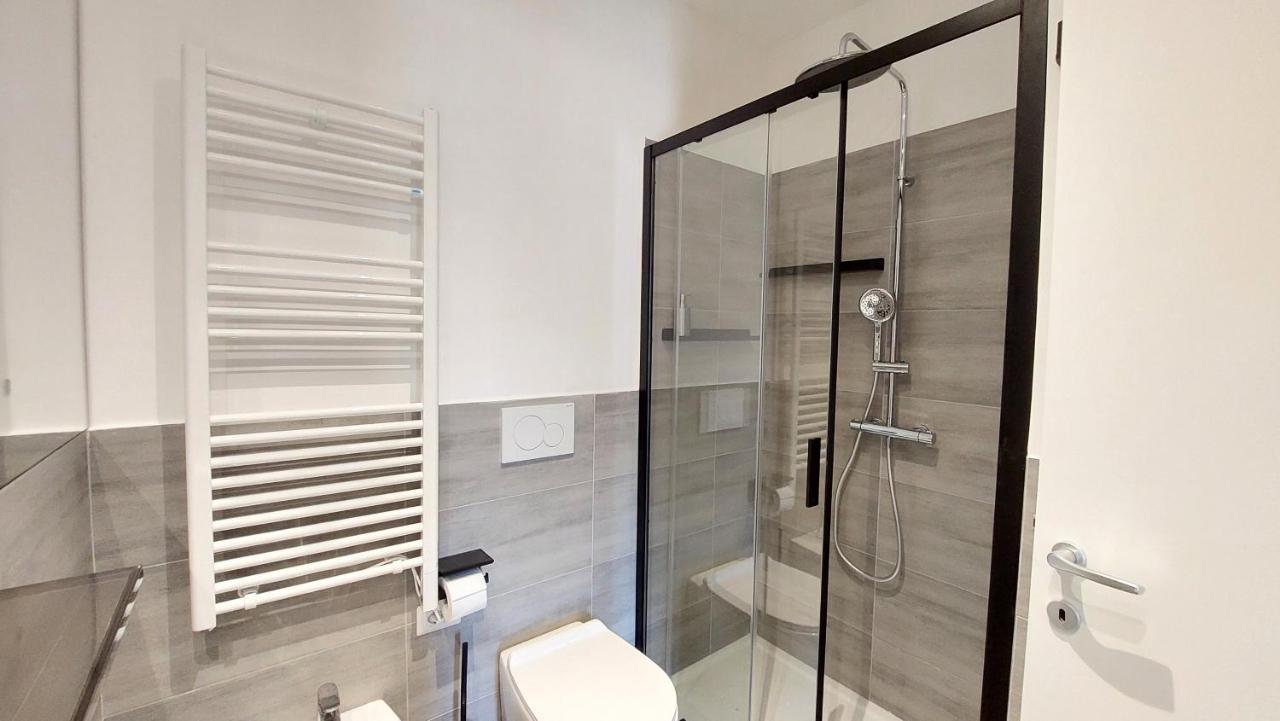 Dimora San Bartolomeo - Design, Panoramic View & Culture Apartment Rome Bagian luar foto