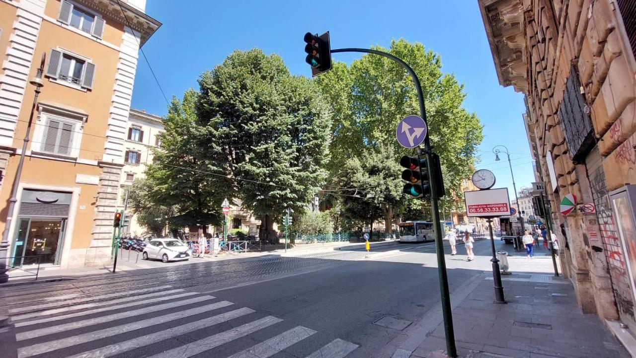 Dimora San Bartolomeo - Design, Panoramic View & Culture Apartment Rome Bagian luar foto