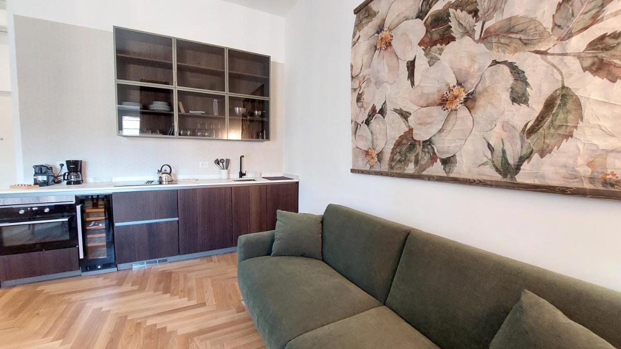 Dimora San Bartolomeo - Design, Panoramic View & Culture Apartment Rome Bagian luar foto