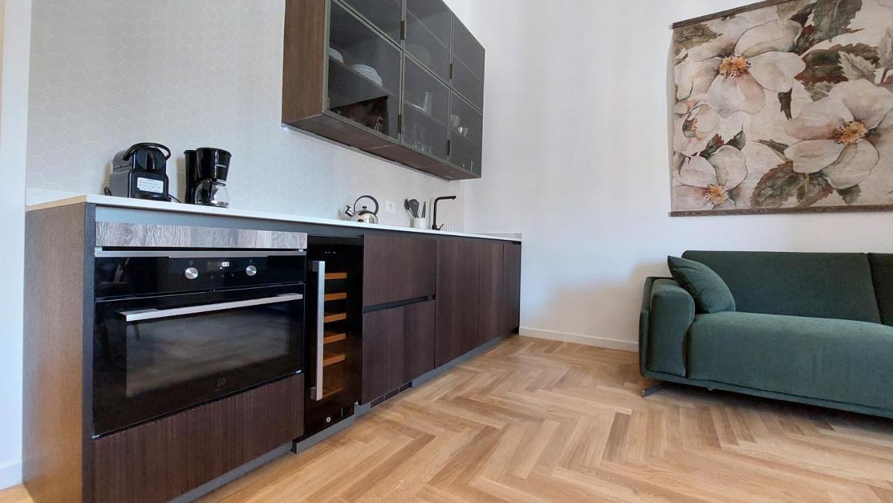 Dimora San Bartolomeo - Design, Panoramic View & Culture Apartment Rome Bagian luar foto