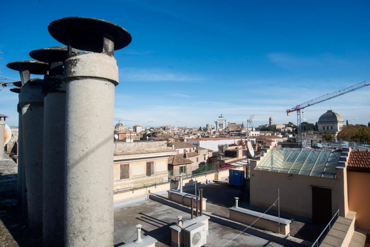 Dimora San Bartolomeo - Design, Panoramic View & Culture Apartment Rome Bagian luar foto